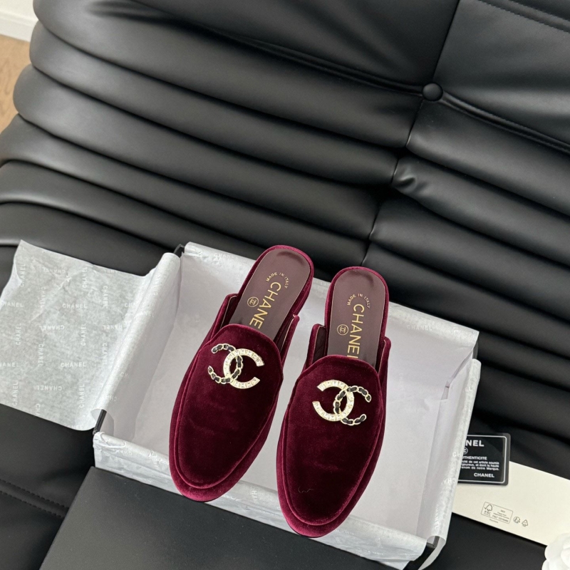 Ch*el slippers